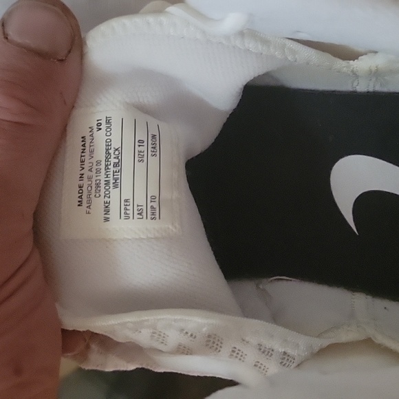 Woman's Nike Zoom Hypercourt shoes - Picture 2 of 3